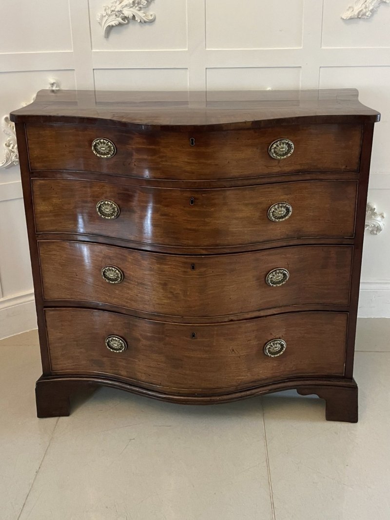 Antique George III 18th Century Quality Figured Mahogany Serpentine Chest of Drawers